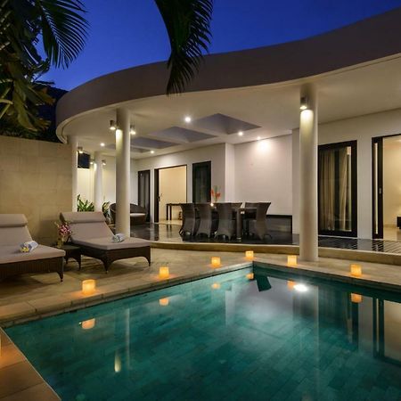 Villa Maharani Seminyak Extérieur photo